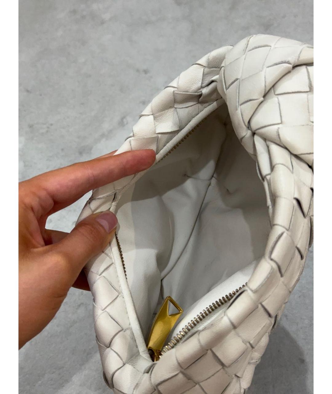 BOTTEGA VENETA Белая кожаная сумка с короткими ручками, фото 5