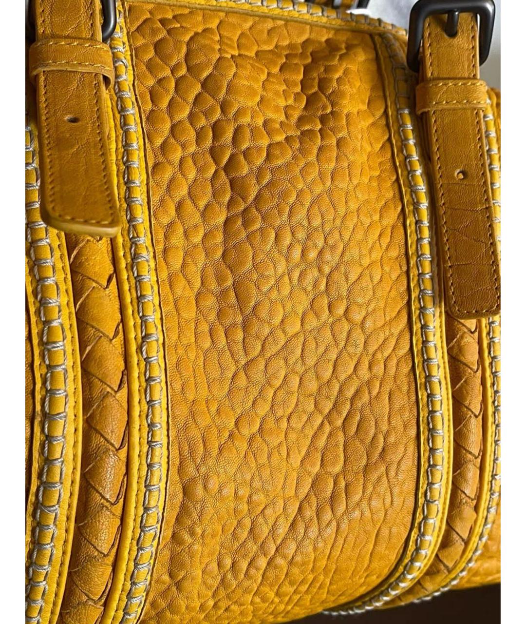 BOTTEGA VENETA Оранжевая кожаная сумка с короткими ручками, фото 4