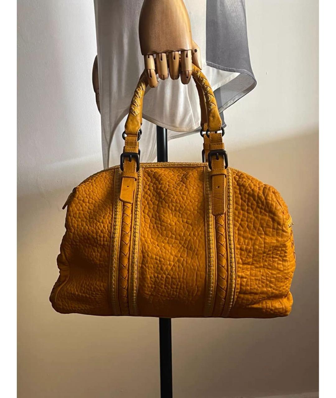 BOTTEGA VENETA Оранжевая кожаная сумка с короткими ручками, фото 6
