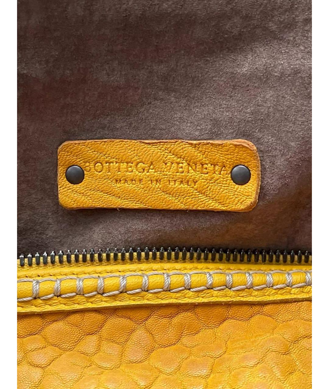 BOTTEGA VENETA Оранжевая кожаная сумка с короткими ручками, фото 5