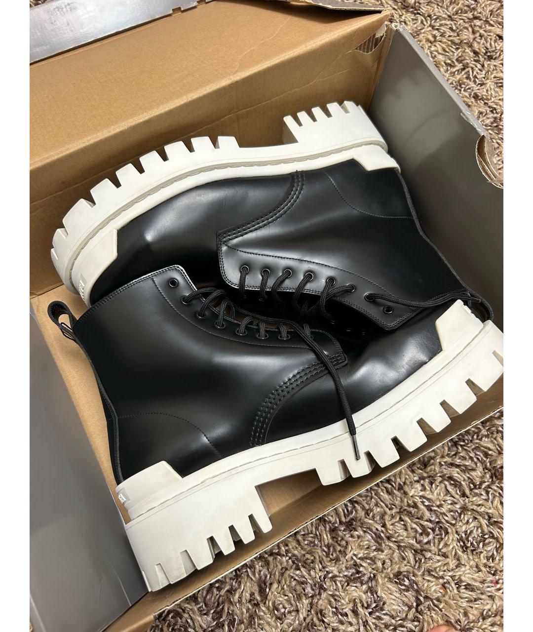 BALENCIAGA Черные высокие ботинки из лакированной кожи, фото 4