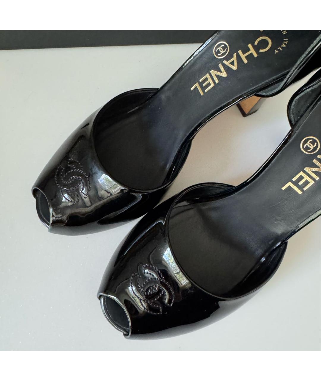 CHANEL Черные туфли из лакированной кожи, фото 5