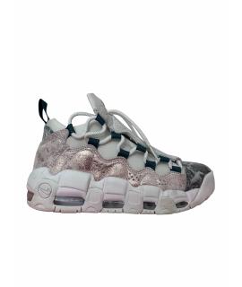 NIKE Кроссовки