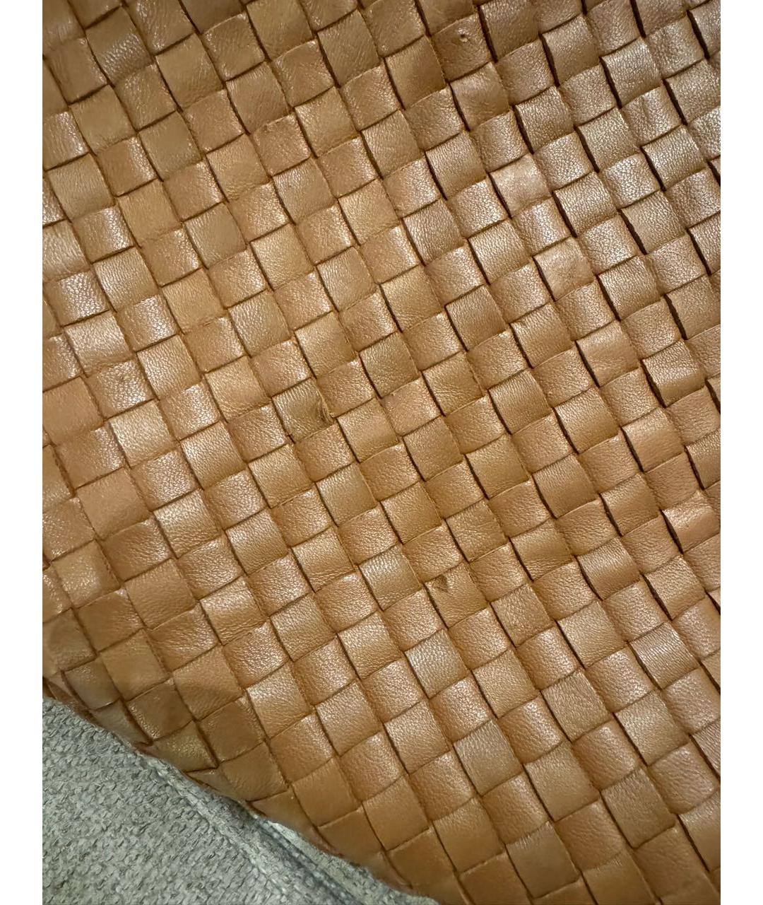BOTTEGA VENETA Коричневая кожаная сумка с короткими ручками, фото 4