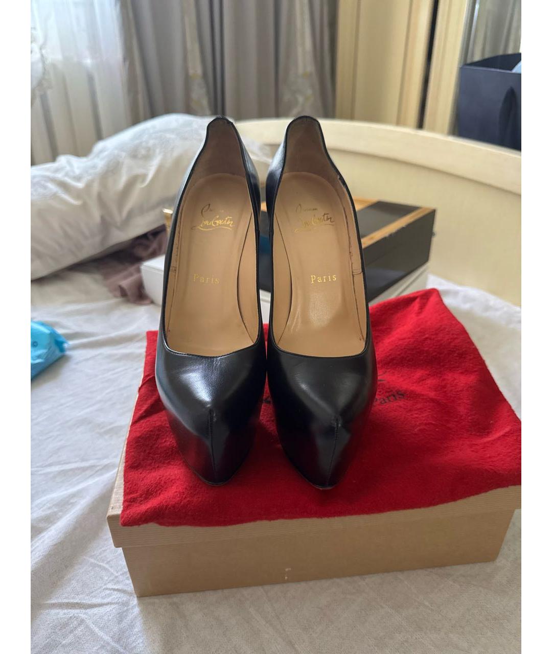 CHRISTIAN LOUBOUTIN Черные кожаные туфли, фото 2