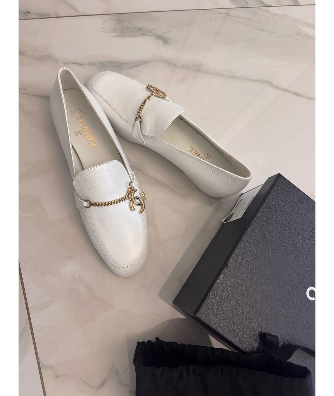 CHANEL Белые кожаные лоферы, фото 8