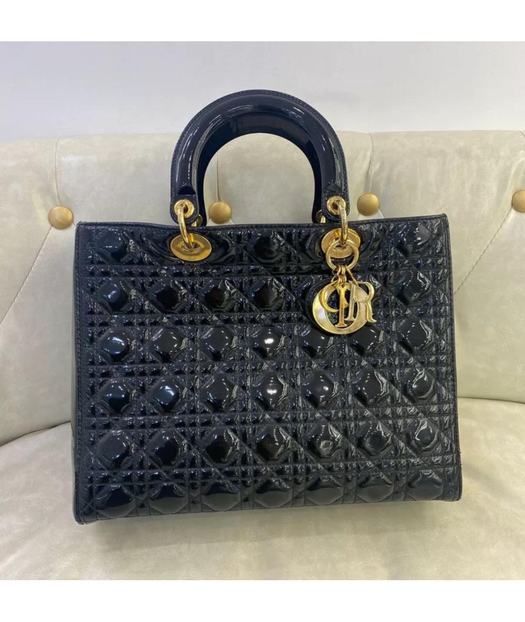 CHRISTIAN DIOR Черная сумка с короткими ручками из лакированной кожи, фото 4