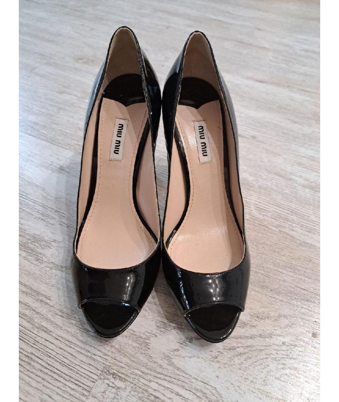 MIU MIU Черные туфли из лакированной кожи, фото 2