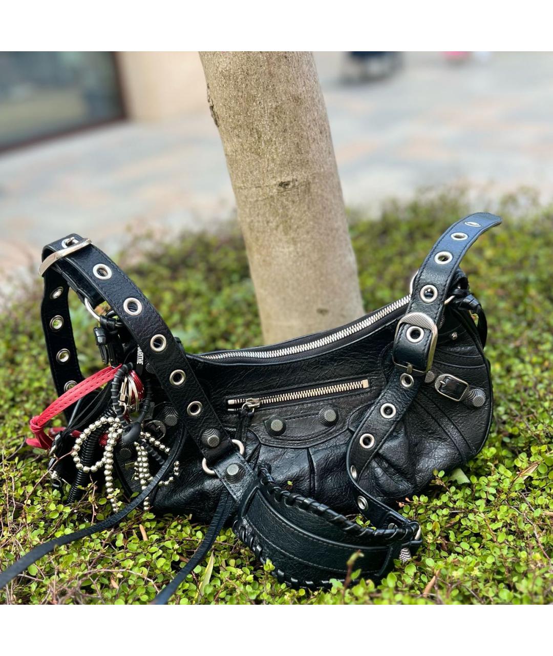 BALENCIAGA Черная кожаная сумка через плечо, фото 2