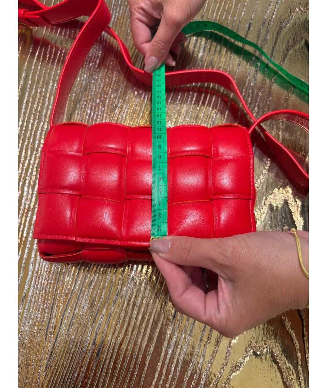 BOTTEGA VENETA Красная кожаная сумка через плечо, фото 3