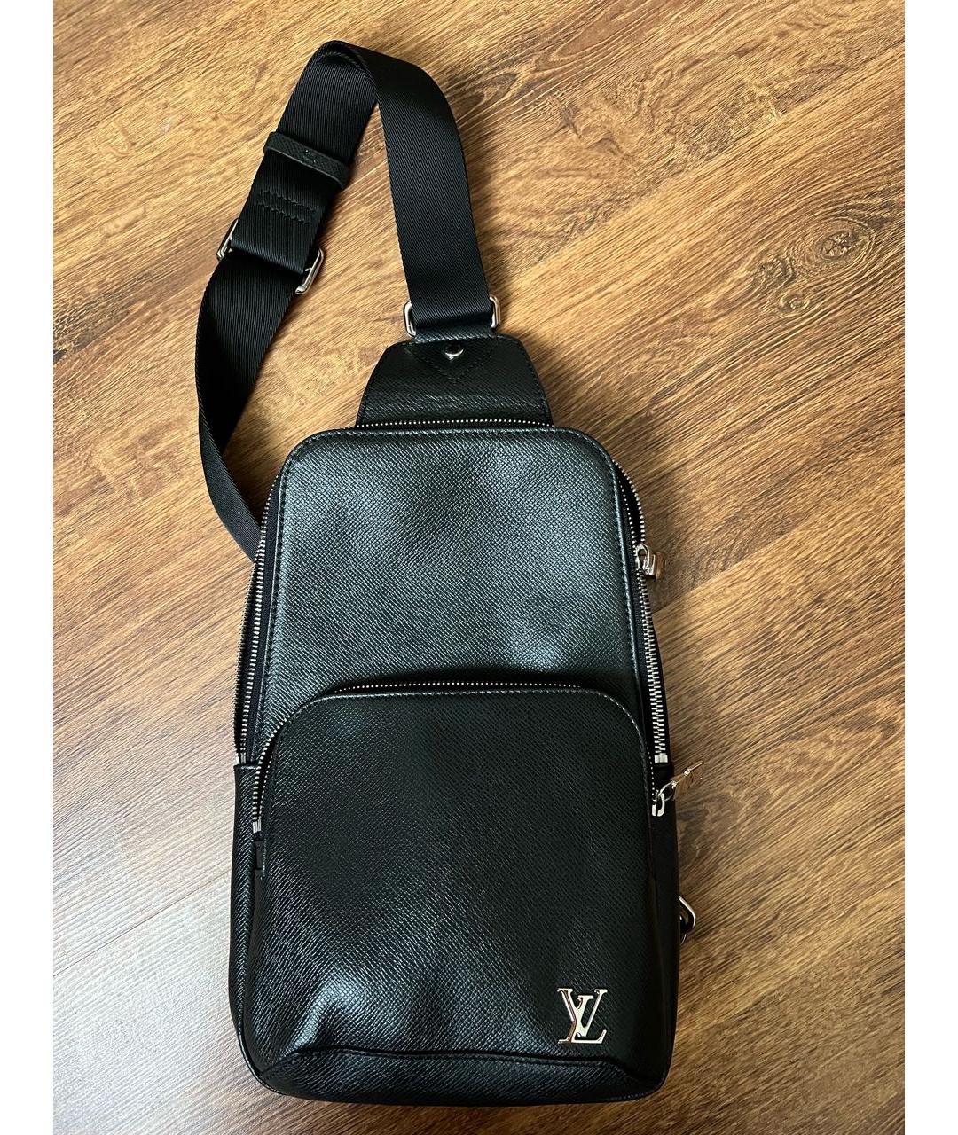 LOUIS VUITTON Черная кожаная сумка на плечо, фото 9