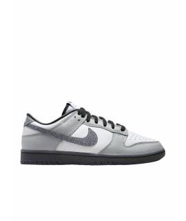 NIKE Кроссовки