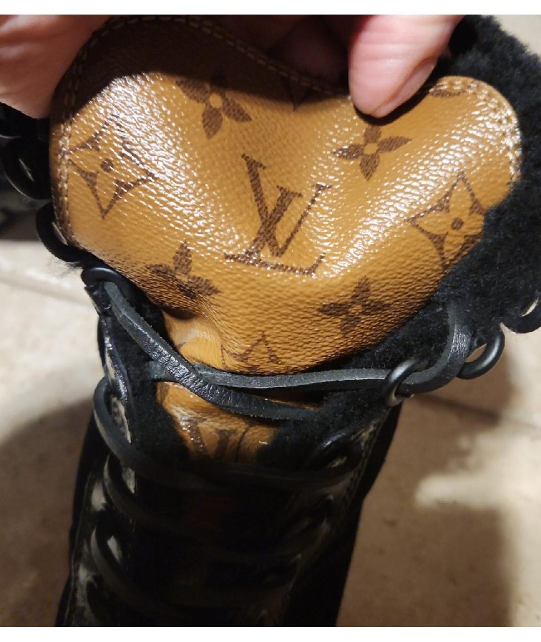 LOUIS VUITTON Черные замшевые ботильоны, фото 5