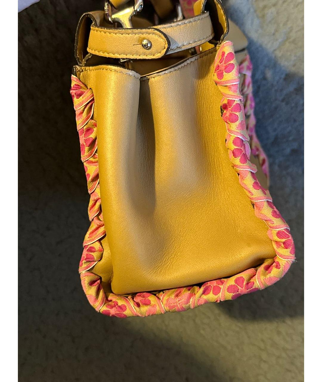 FENDI Бежевая кожаная сумка тоут, фото 4