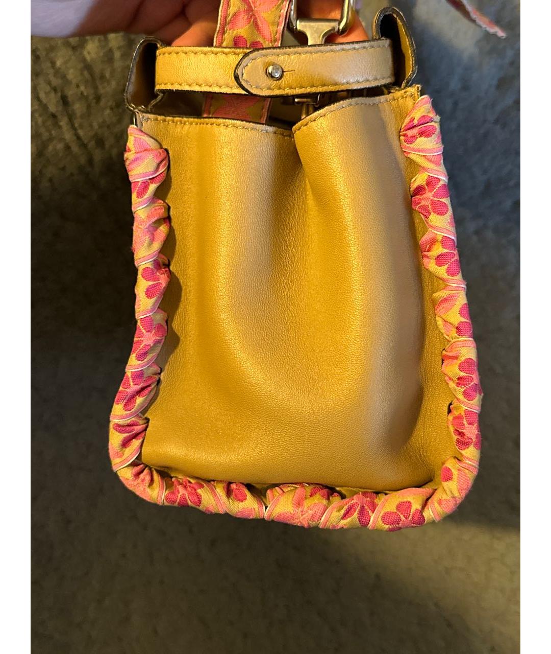 FENDI Бежевая кожаная сумка тоут, фото 3