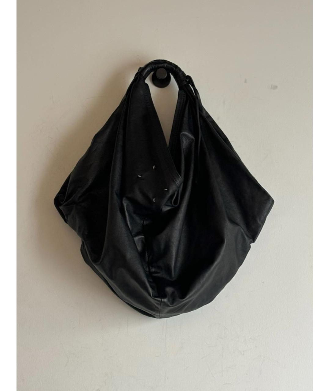 MAISON MARGIELA Черная кожаная сумка на плечо, фото 5