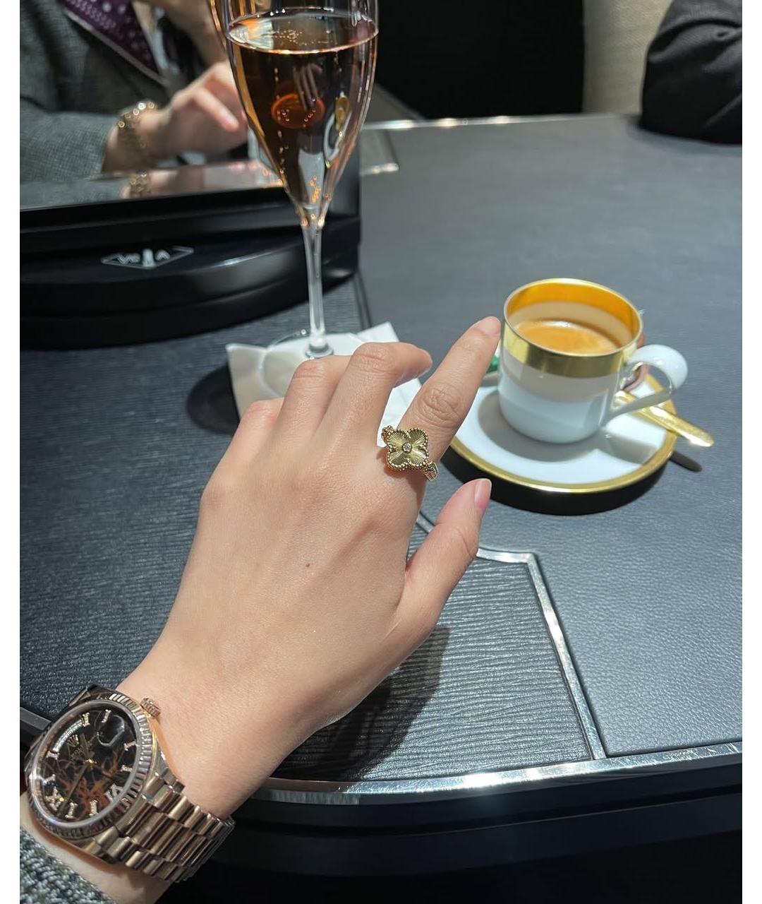 VAN CLEEF & ARPELS Синее кольцо из желтого золота, фото 5