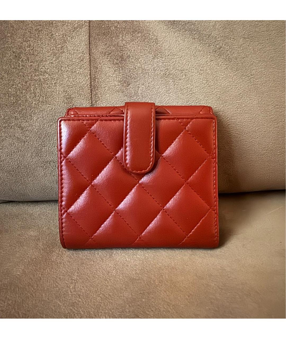 CHANEL Красный кожаный кошелек, фото 2