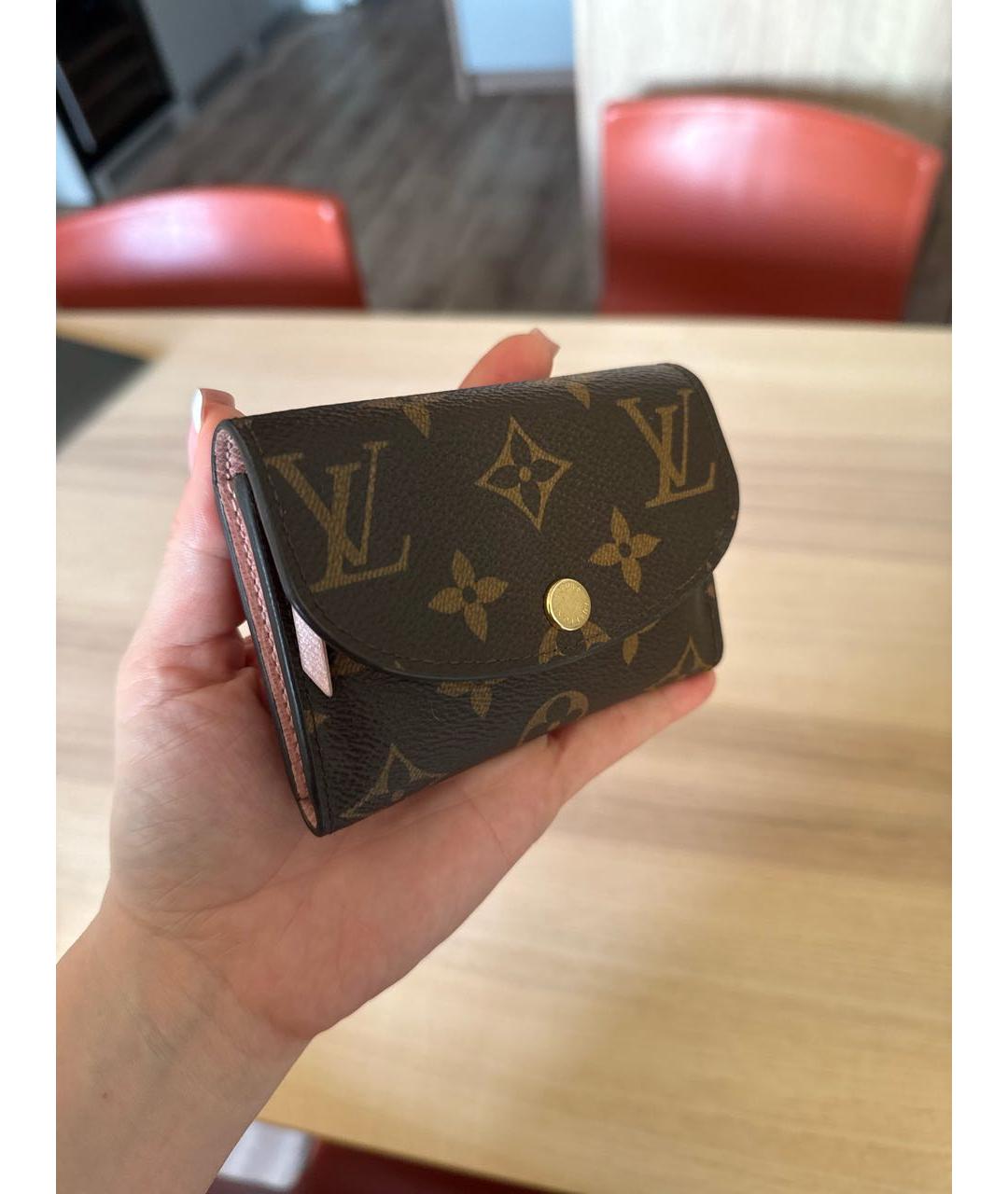 LOUIS VUITTON Коричневый кожаный кошелек, фото 2