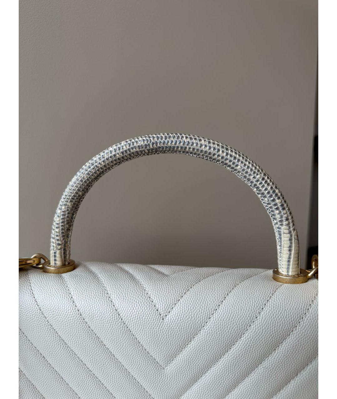 CHANEL Белая кожаная сумка с короткими ручками, фото 6