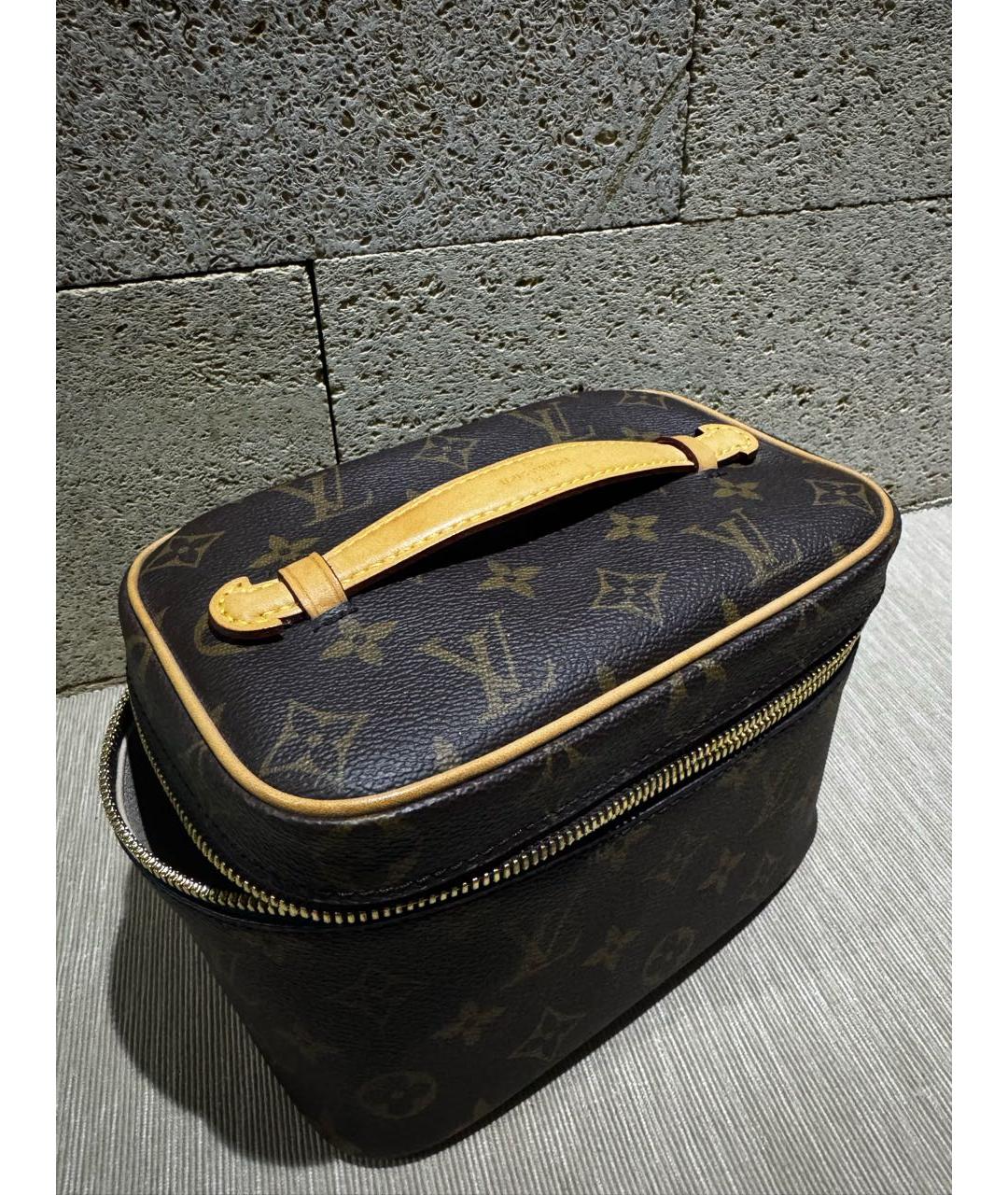 LOUIS VUITTON Коричневая косметичка, фото 6