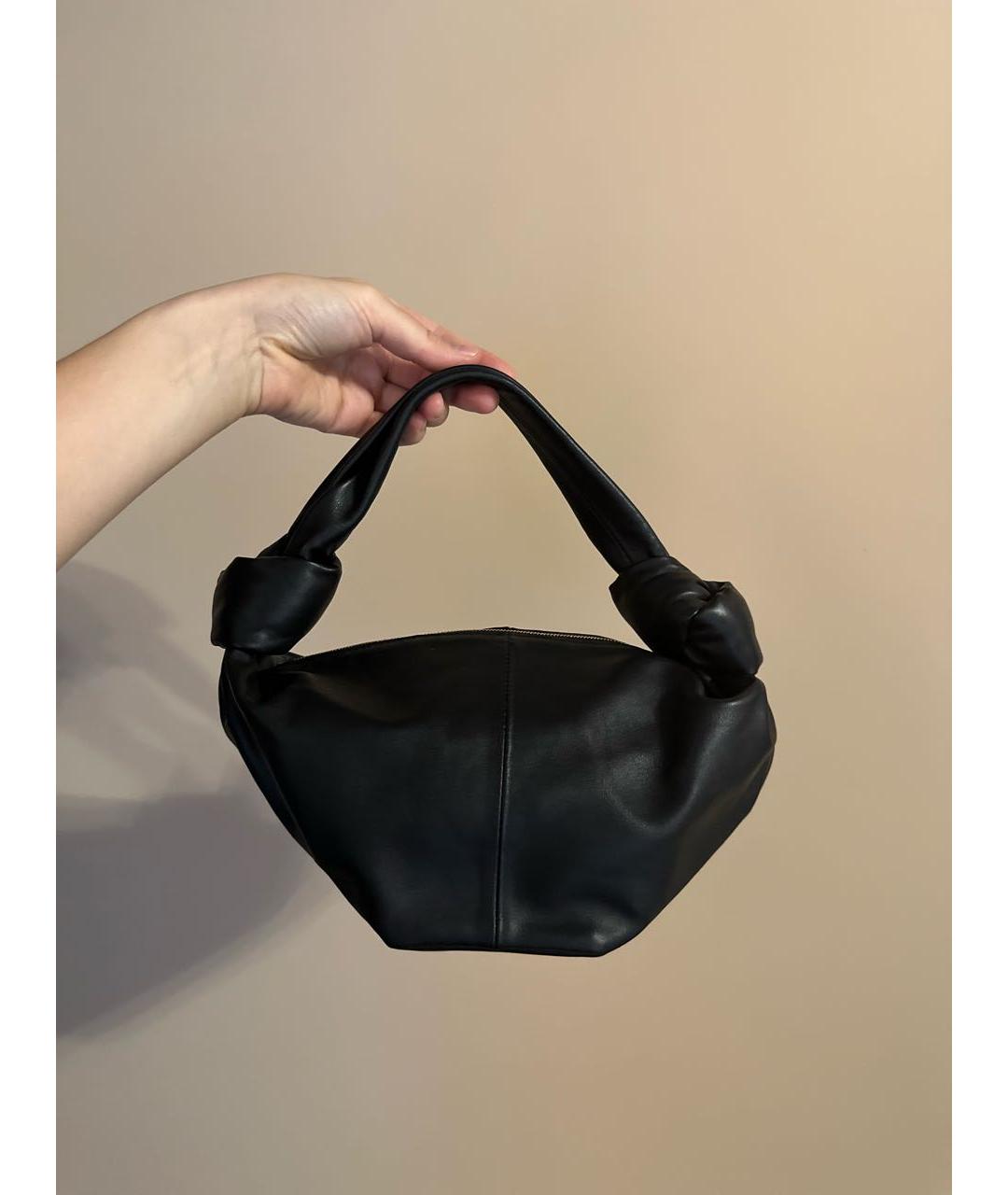 BOTTEGA VENETA Черная кожаная сумка с короткими ручками, фото 4