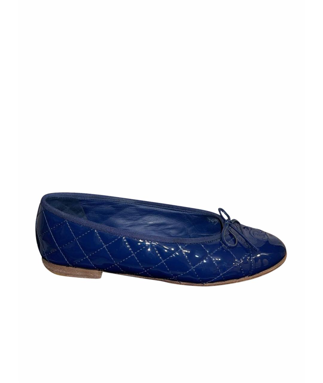 CHANEL Синие балетки из лакированной кожи, фото 1
