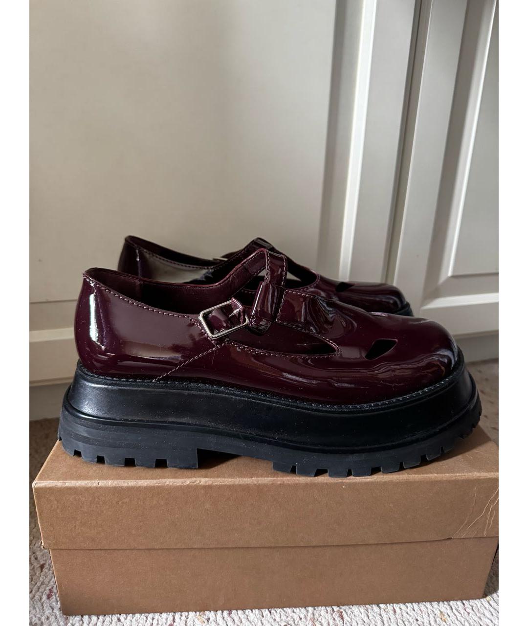 BURBERRY Бордовые туфли из лакированной кожи, фото 5
