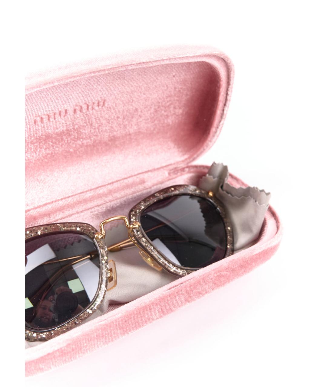 MIU MIU Серые пластиковые солнцезащитные очки, фото 6
