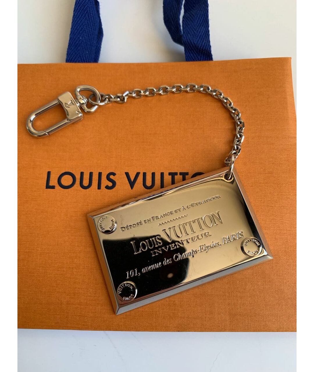 LOUIS VUITTON Серебрянный брелок, фото 4