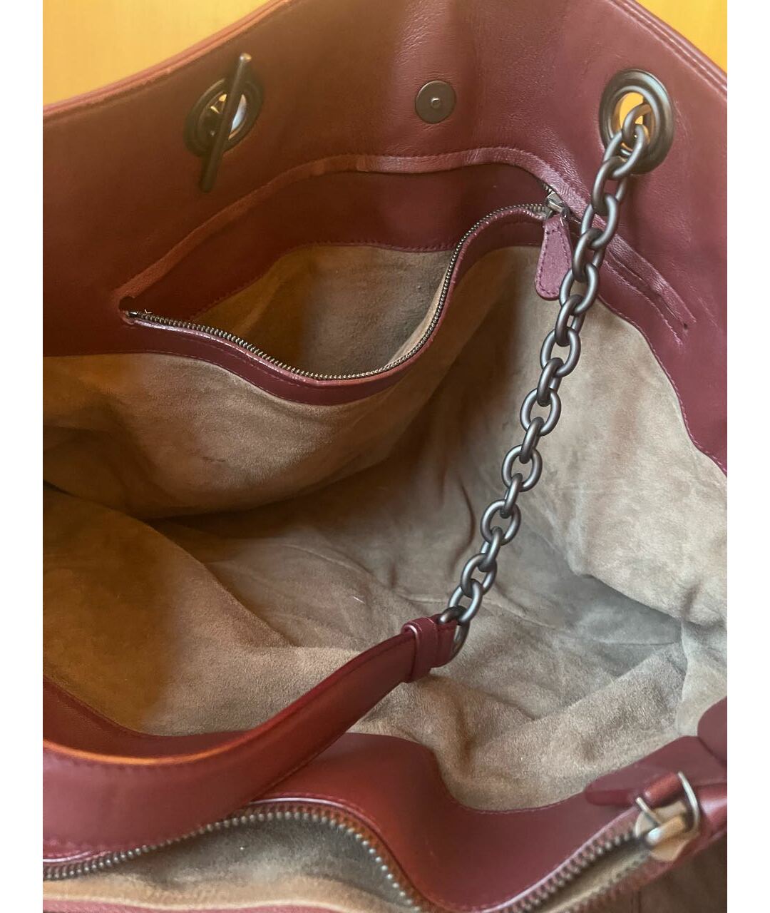 BOTTEGA VENETA Бордовая кожаная сумка тоут, фото 6