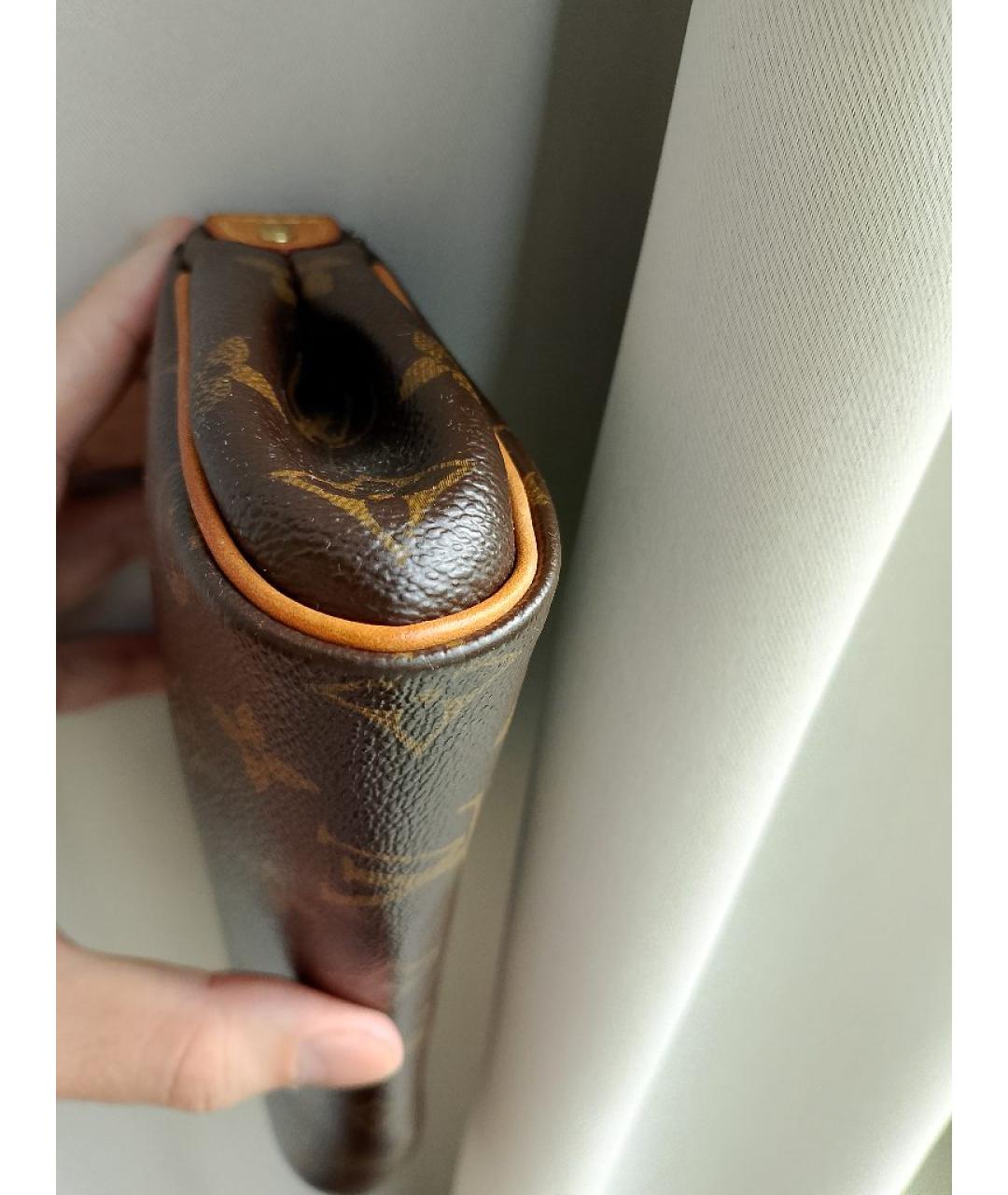 LOUIS VUITTON Коричневая сумка через плечо, фото 6