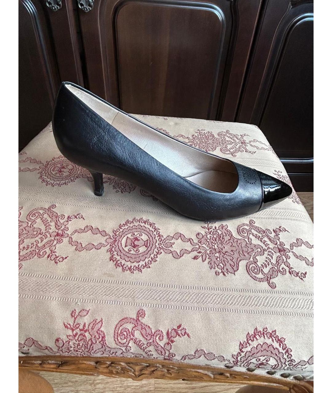 FERRAGAMO Черные кожаные лодочки на низком каблуке, фото 9