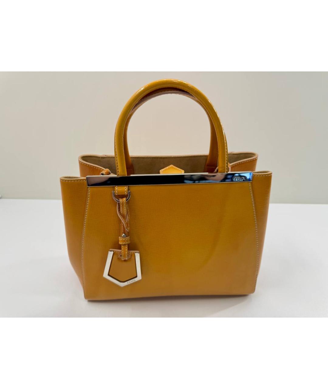 FENDI Оранжевая сумка тоут из лакированной кожи, фото 2
