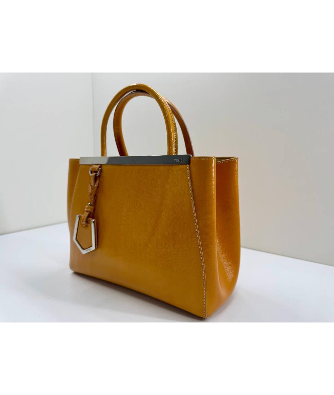 FENDI Оранжевая сумка тоут из лакированной кожи, фото 3