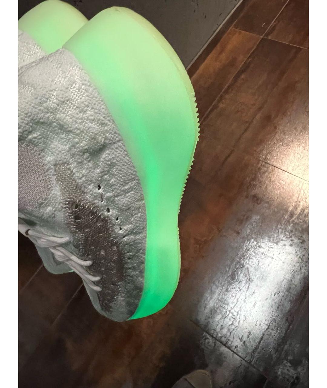 ADIDAS YEEZY Белые текстильные низкие кроссовки / кеды, фото 4