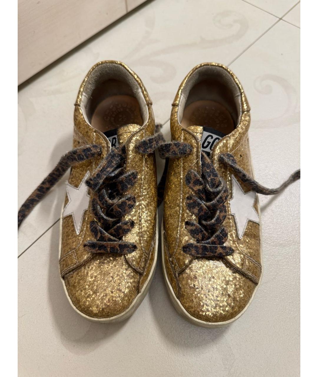 GOLDEN GOOSE DELUXE BRAND Золотые кожаные кеды, фото 2