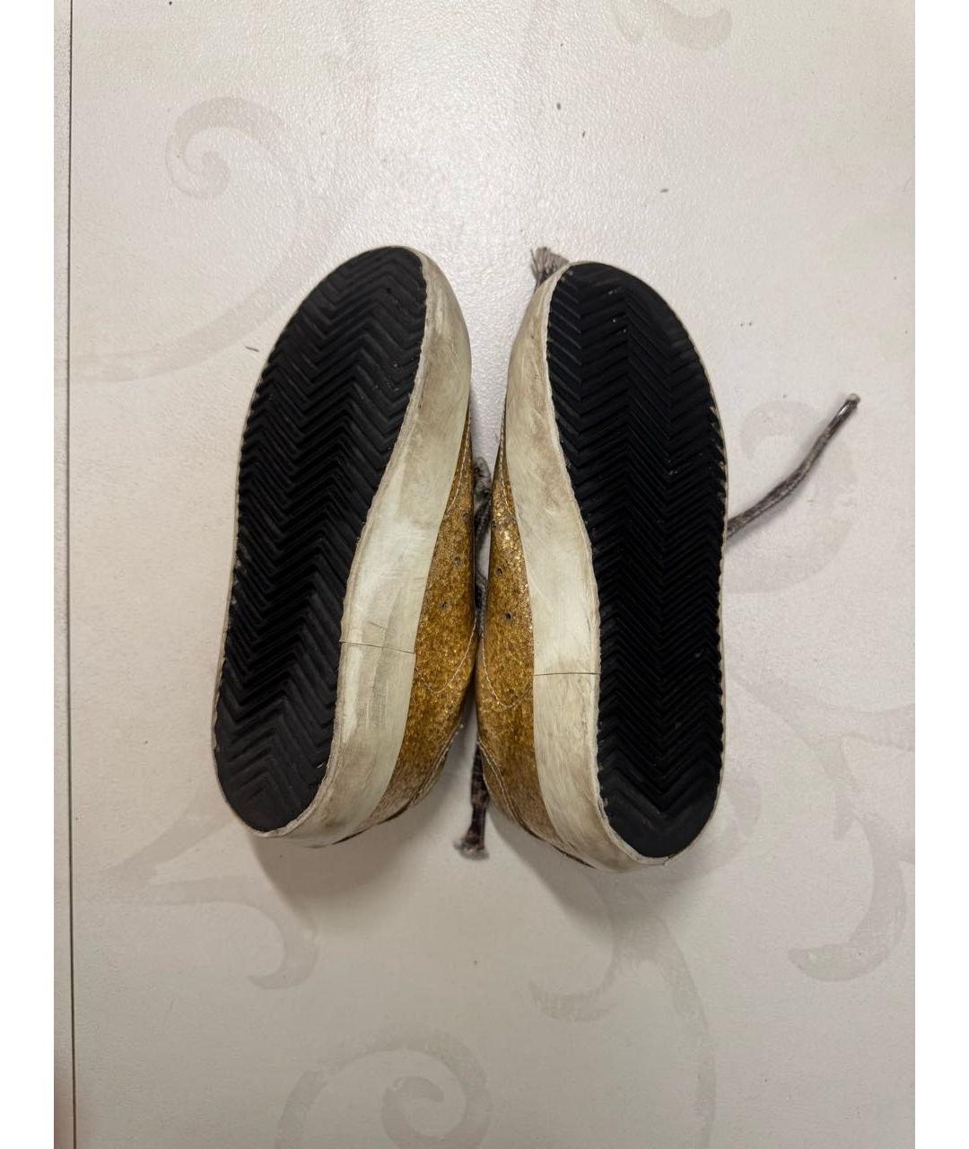 GOLDEN GOOSE DELUXE BRAND Золотые кожаные кеды, фото 5