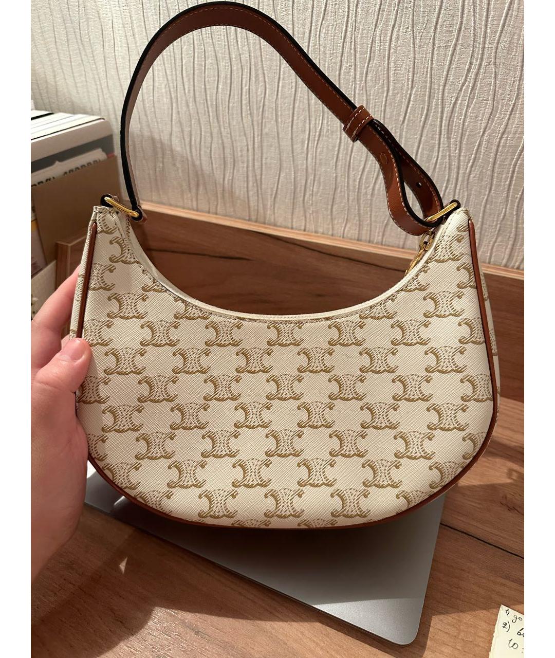 CELINE Бежевая кожаная сумка с короткими ручками, фото 2