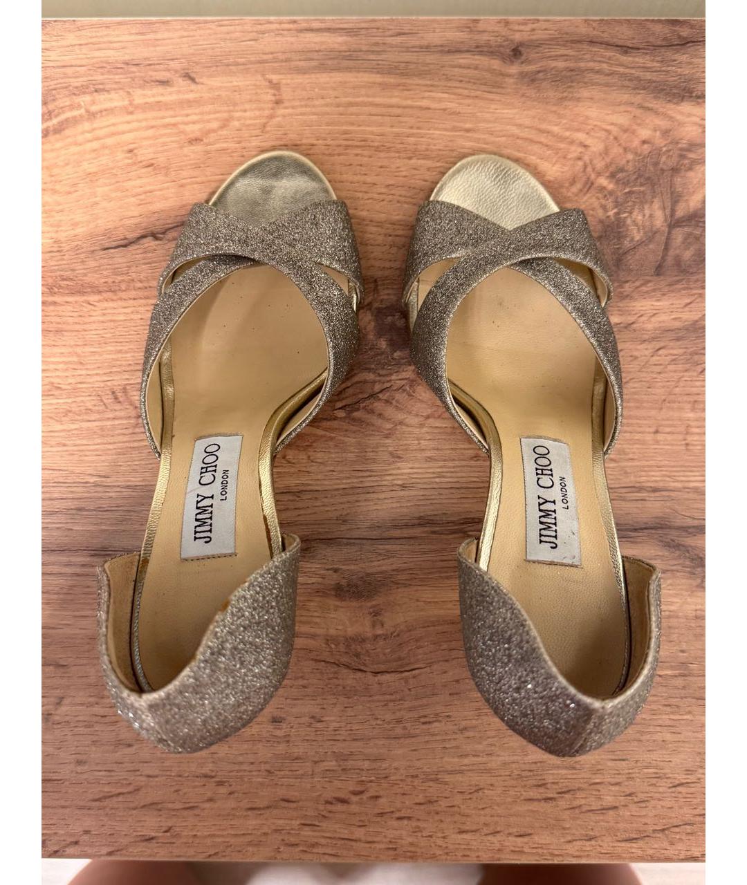 JIMMY CHOO Серебряные текстильные свадебные туфли на среднем каблуке, фото 3