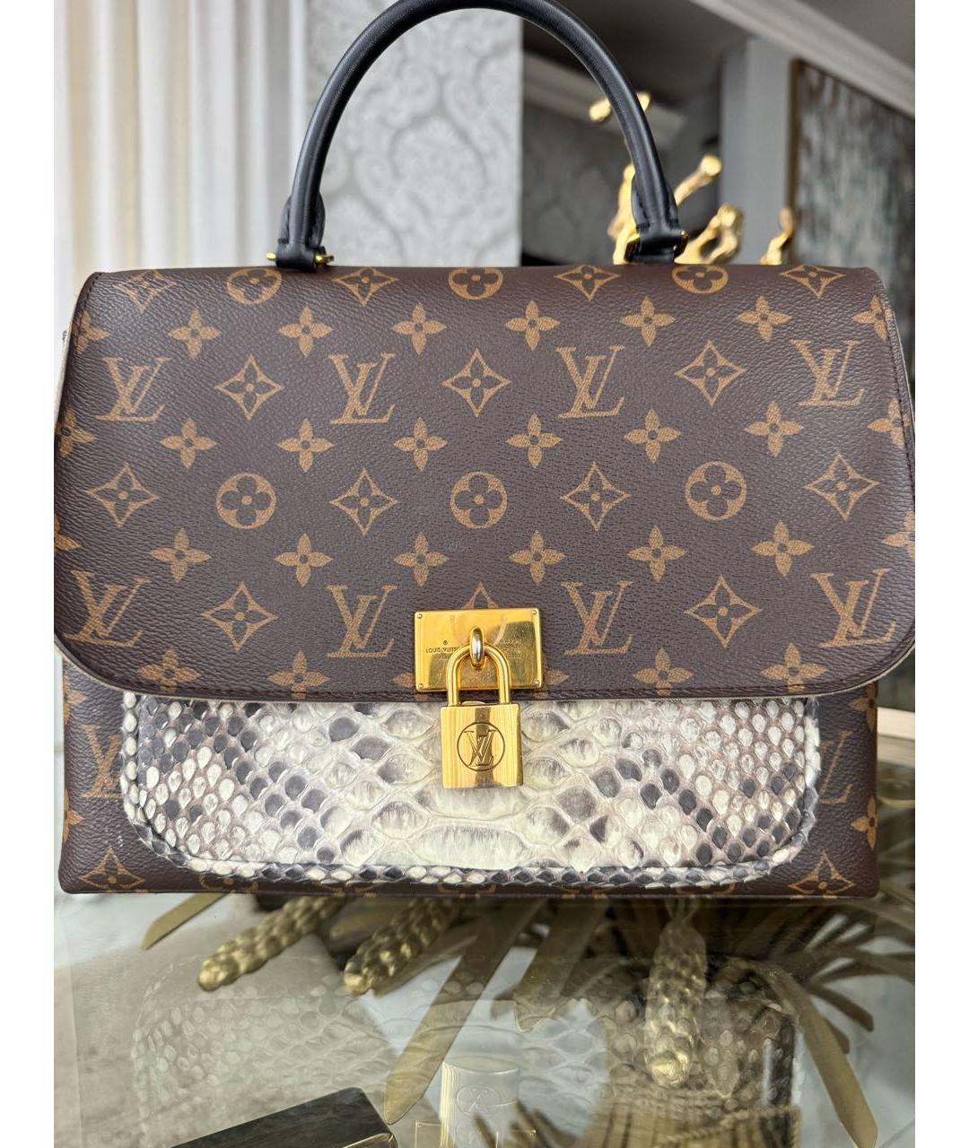 LOUIS VUITTON Коричневая кожаная сумка с короткими ручками, фото 4