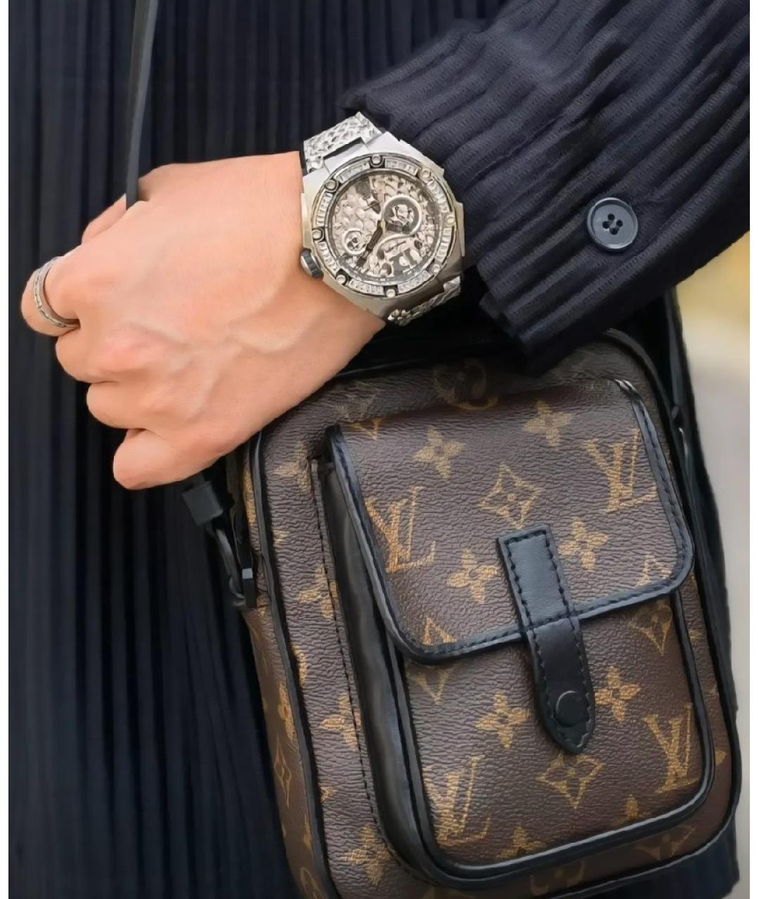 LOUIS VUITTON Сумка на плечо, фото 9