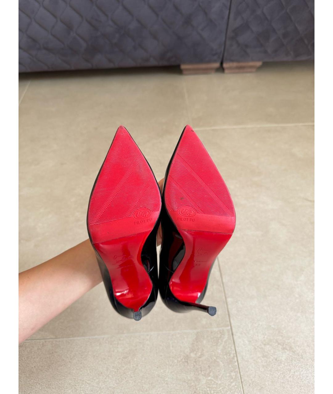 CHRISTIAN LOUBOUTIN Черные туфли из лакированной кожи, фото 5