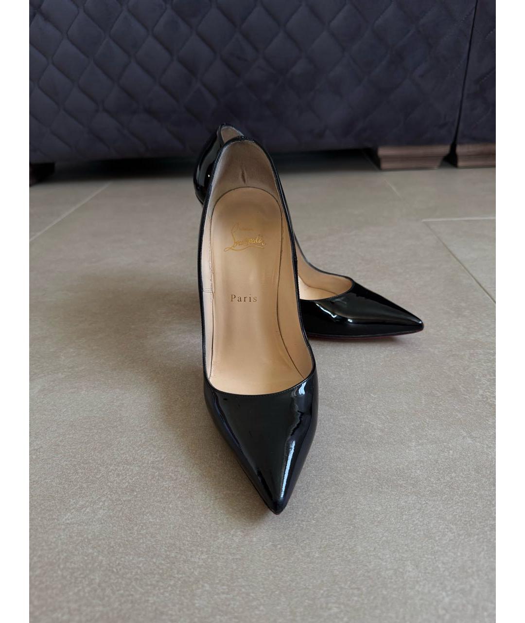 CHRISTIAN LOUBOUTIN Черные туфли из лакированной кожи, фото 2