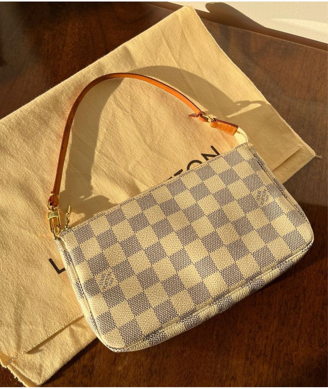 LOUIS VUITTON Бежевая кожаная сумка с короткими ручками, фото 2