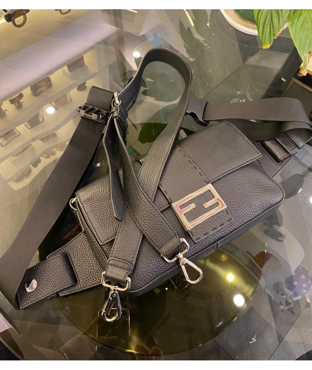 FENDI Черная кожаная сумка через плечо, фото 8