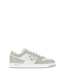 PRADA Низкие кроссовки / кеды