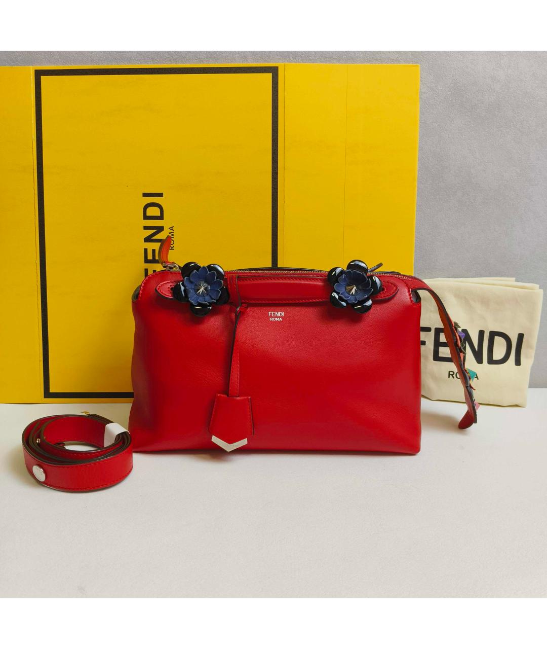 FENDI Красная кожаная сумка через плечо, фото 2