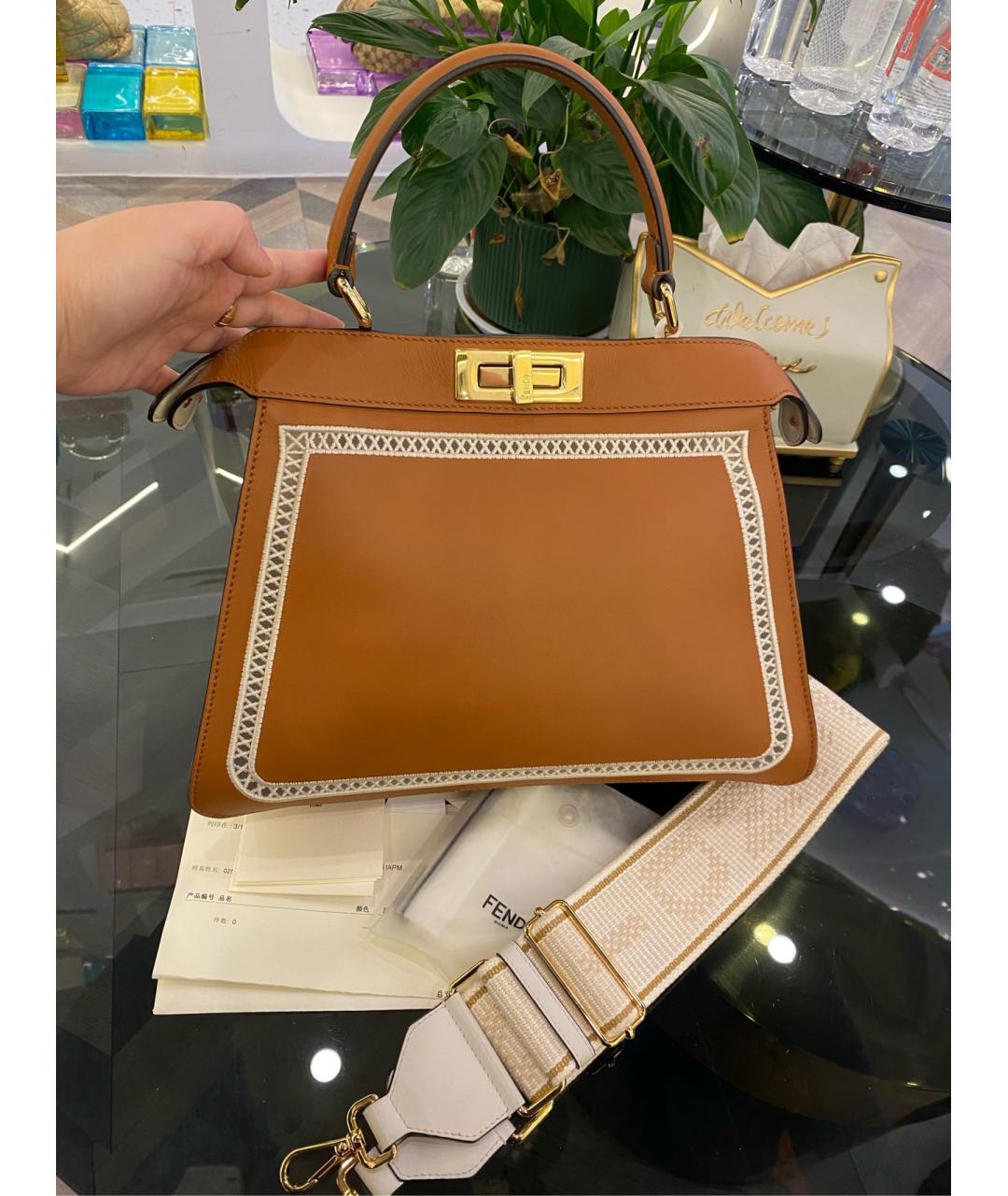 FENDI Коричневая кожаная сумка через плечо, фото 5