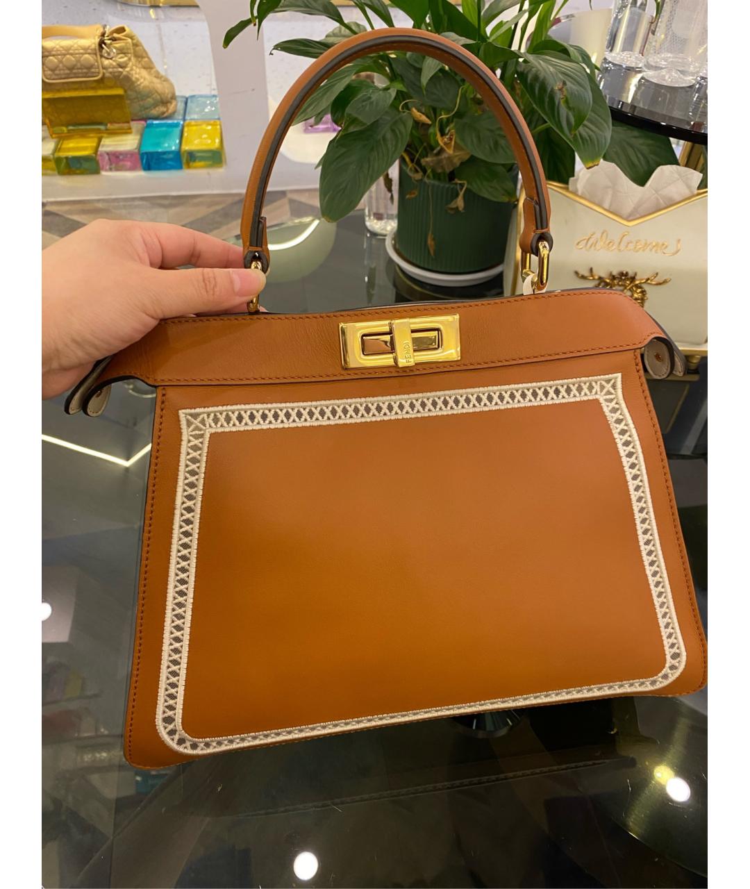 FENDI Коричневая кожаная сумка через плечо, фото 3